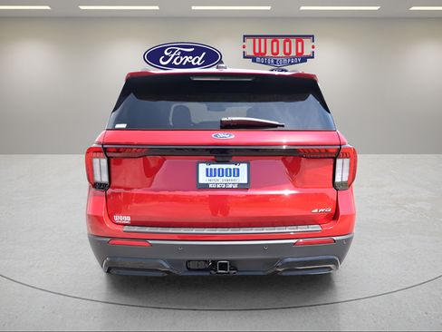 New 2026 Ford Explorer ST-Line w/ ST-Line Street Pack AWD/4WD image 4