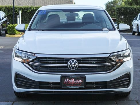 Used 2023 Volkswagen Jetta S FWD image 2