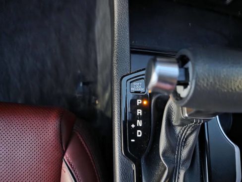 Used 2021 Kia K5 GT-Line w/ GT-Line FWD Premium Package image 18