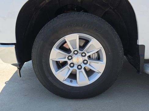Used 2025 Chevrolet Silverado 1500 W/T RWD image 11