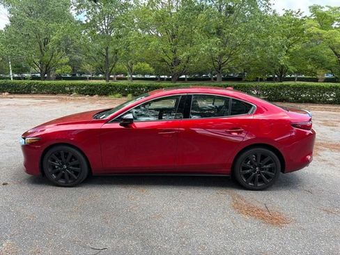 Used 2023 MAZDA MAZDA3 2.5 Turbo Sedan w/Premium Plus AWD/4WD image 2