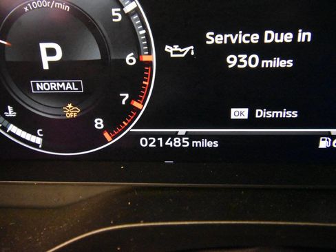 Used 2023 Mitsubishi Outlander SE Black Edition image 27