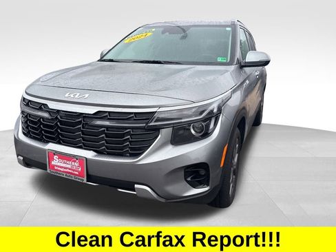 Used 2024 Kia Seltos S AWD/4WD image 3