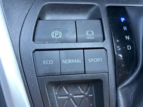 Used 2024 Toyota RAV4 XLE Premium FWD image 19