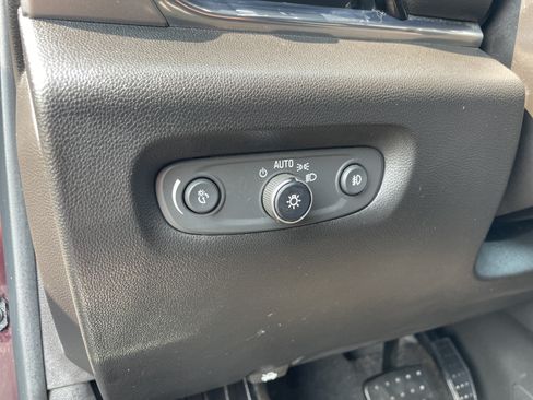 Used 2018 Chevrolet Traverse LT w/ LPO, Cargo Package AWD/4WD image 30