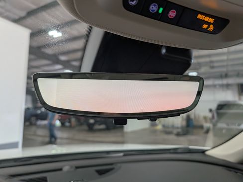 Used 2023 Buick Envision Avenir AWD/4WD image 26