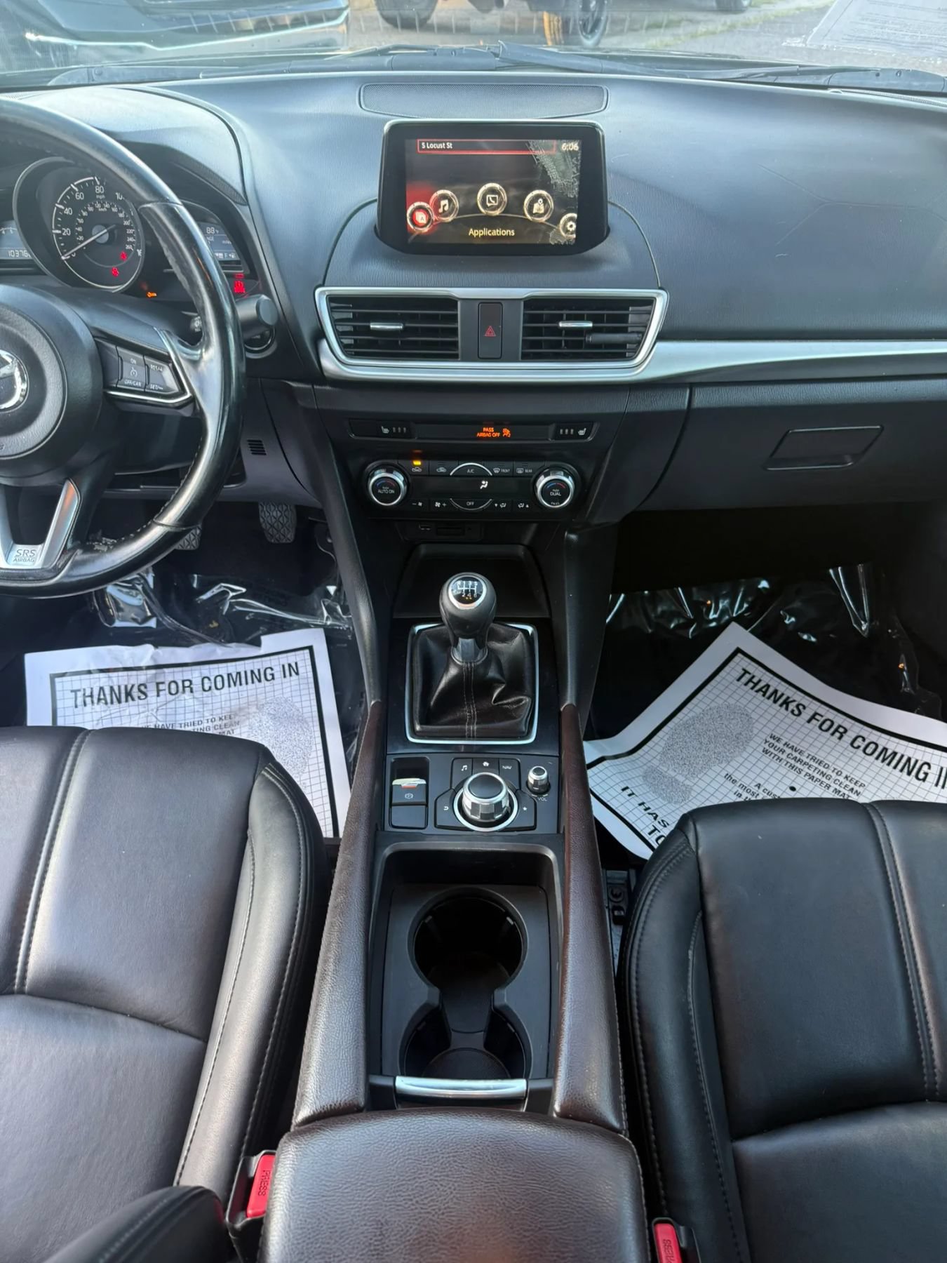 Used 2018 MAZDA MAZDA3 Touring FWD image 12