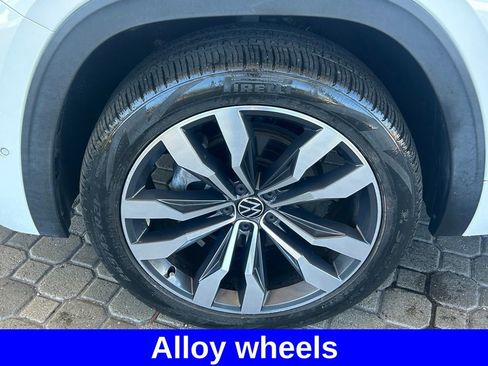 Used 2022 Volkswagen Atlas Cross Sport SEL Premium R-Line image 19