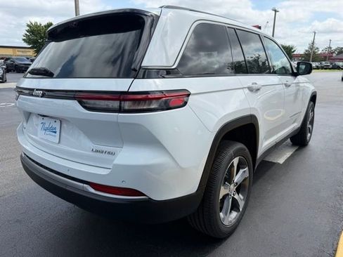 New 2026 Jeep Grand Cherokee Limited AWD/4WD image 11