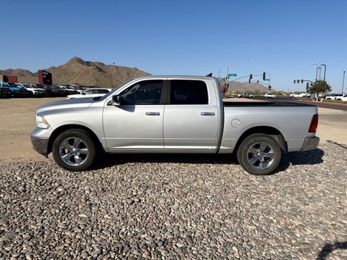 Used 2013 RAM 1500 Lone Star RWD image 2