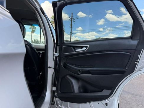 Used 2017 Ford Edge SEL w/ Equipment Group 201A FWD image 33