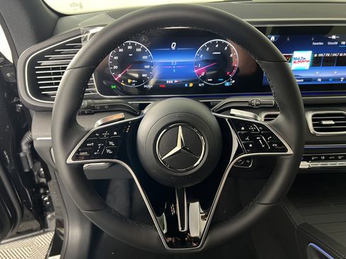 Used 2025 Mercedes-Benz GLE 580 4MATIC image 27