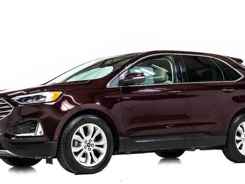 Used 2019 Ford Edge Titanium w/ Equipment Group 301A image 2