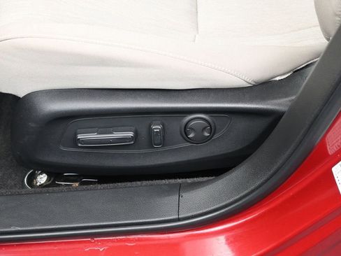 Certified 2023 Honda Accord EX image 25