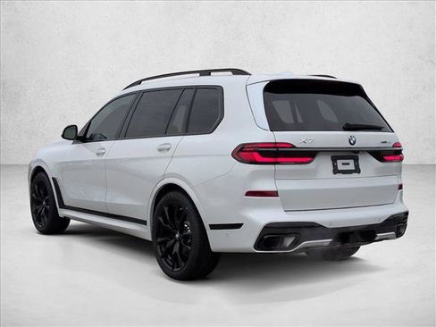 New 2026 BMW X7 xDrive40i image 9