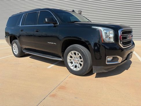 Used 2020 GMC Yukon XL SLT AWD/4WD image 1