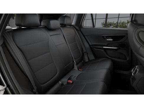 New 2026 Mercedes-Benz GLC 350e 4MATIC image 5