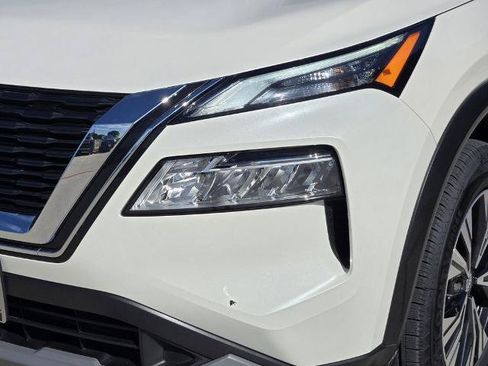 Certified 2023 Nissan Rogue SV AWD/4WD image 8