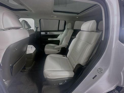 Certified 2025 Hyundai Santa Fe Calligraphy image 25