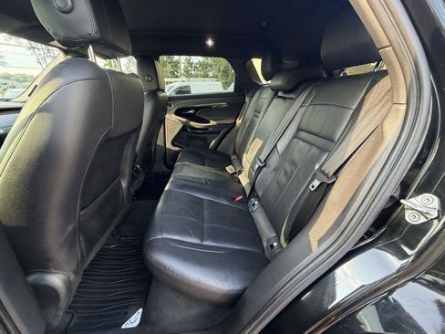 Used 2020 Land Rover Range Rover Evoque SE AWD/4WD image 16