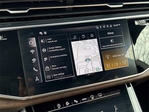 Used 2025 Audi Q8 Prestige image 33