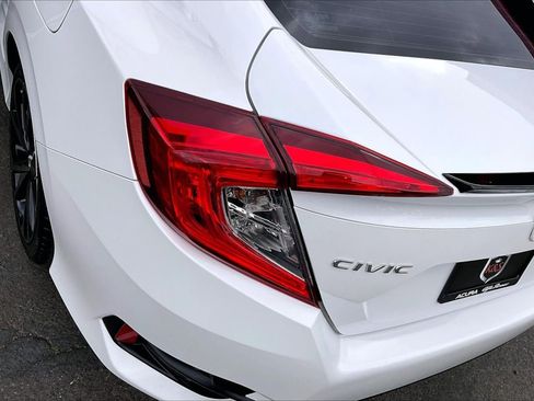 Used 2021 Honda Civic Sport image 27