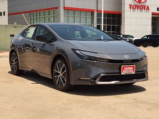 New 2026 Toyota Prius XLE FWD video 2