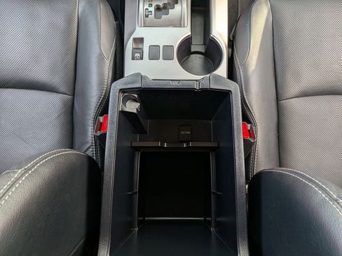 Certified 2022 Toyota 4Runner Limited AWD/4WD image 36