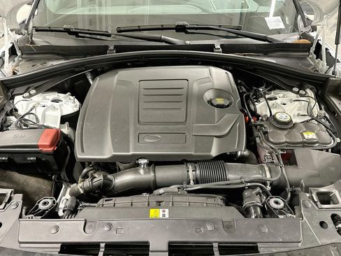 Certified 2025 Land Rover Range Rover Velar S AWD/4WD image 31