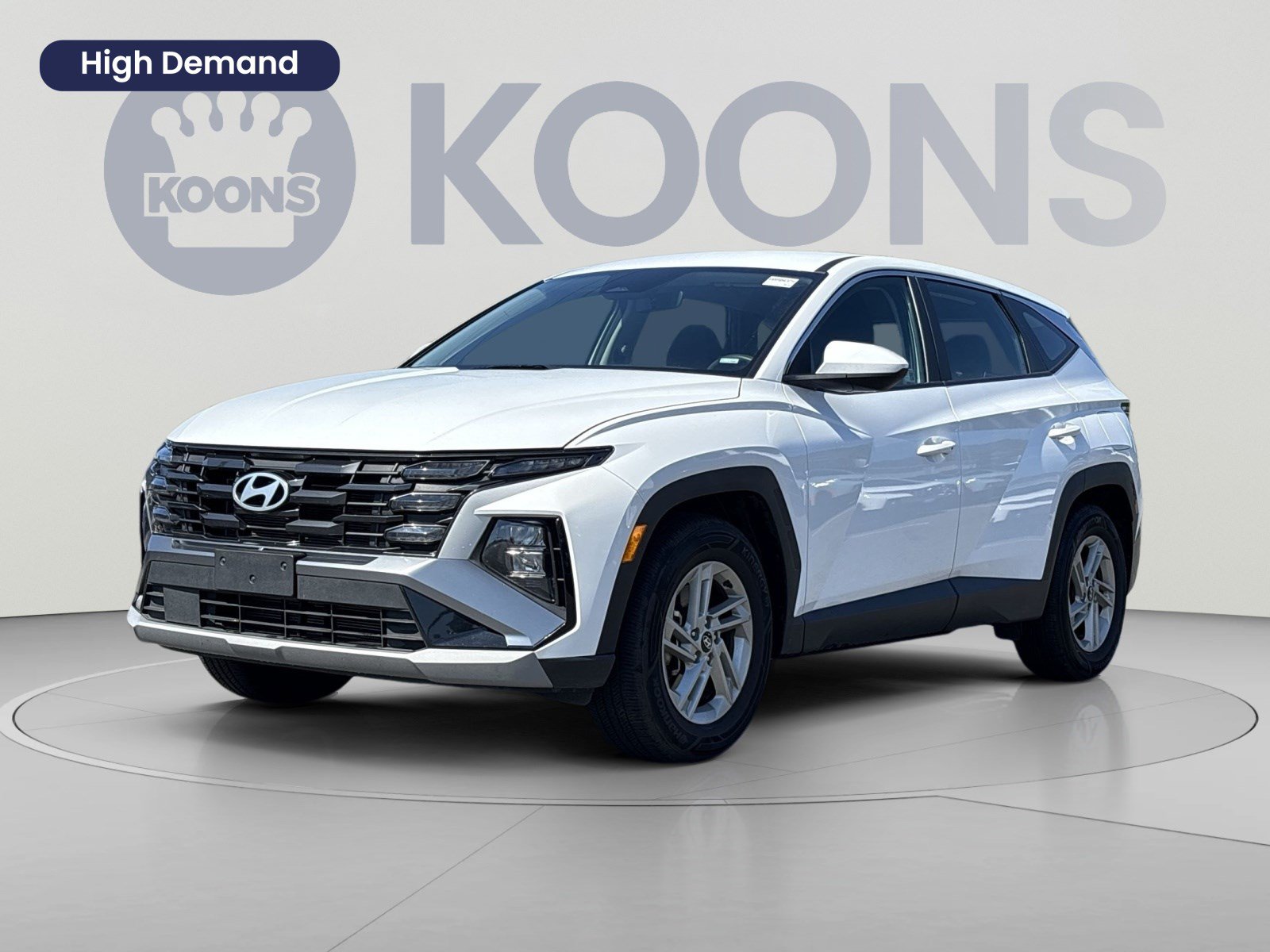 Certified 2025 Hyundai Tucson SE FWD image 1