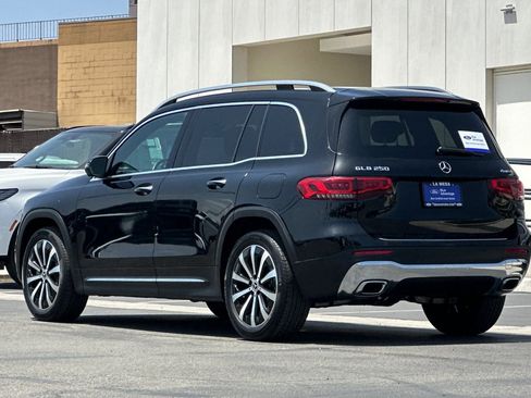 Used 2023 Mercedes-Benz GLB 250 4MATIC image 5