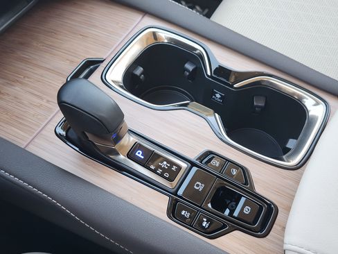 Certified 2025 Lexus RX 350 Premium Plus image 24