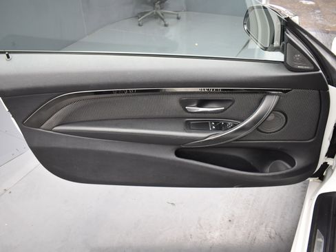 Used 2020 BMW M4 Coupe image 8