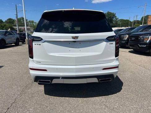 Used 2024 Cadillac XT6 Sport w/ Technology Package AWD/4WD image 4
