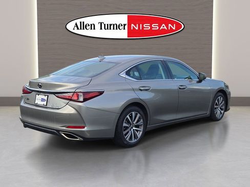 Used 2021 Lexus ES 350 w/ Premium Package FWD image 6