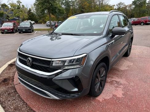 Used 2024 Volkswagen Taos S image 1