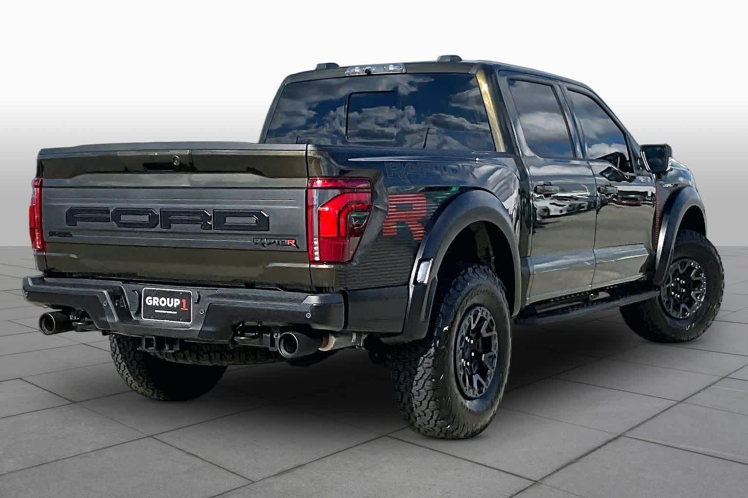 Used 2026 Ford F150 Raptor w/ Equipment Group 803A Raptor R AWD/4WD image 12