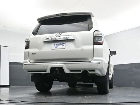 Used 2022 Toyota 4Runner Limited AWD/4WD image 34