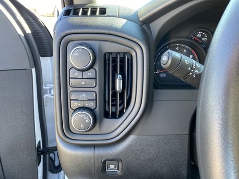 New 2025 Chevrolet Silverado 2500 W/T AWD/4WD image 15