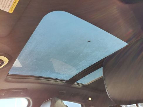 Used 2018 Porsche Macan S image 20