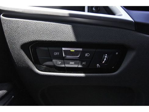 Used 2025 BMW 330i 330i image 19