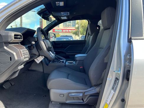 New 2026 Toyota 4Runner SR5 image 8