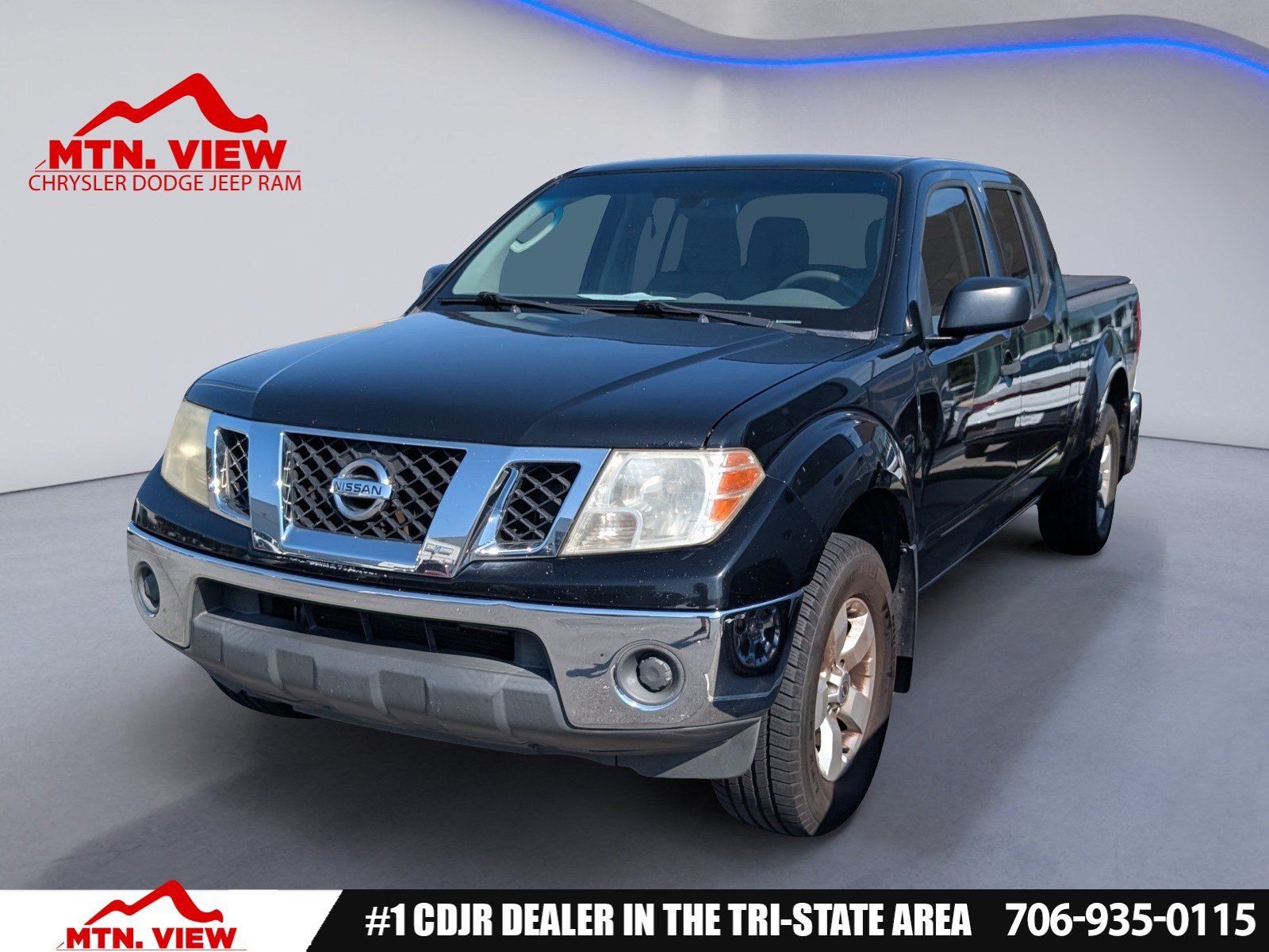 Used 2011 Nissan Frontier SV AWD/4WD image 1