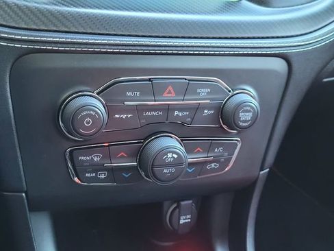 Used 2021 Dodge Charger SRT Hellcat image 11
