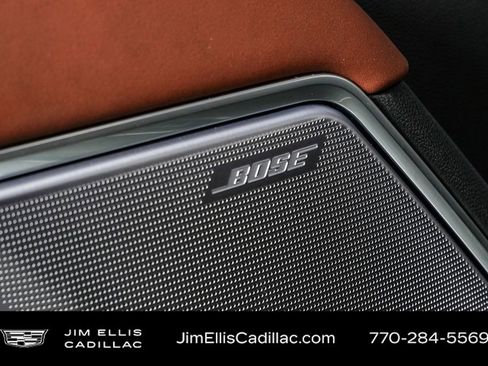 Used 2024 GMC Sierra 1500 Denali Ultimate image 8