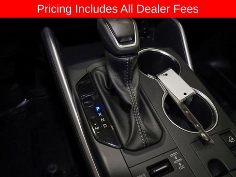 Used 2025 Toyota Highlander XSE AWD/4WD image 20