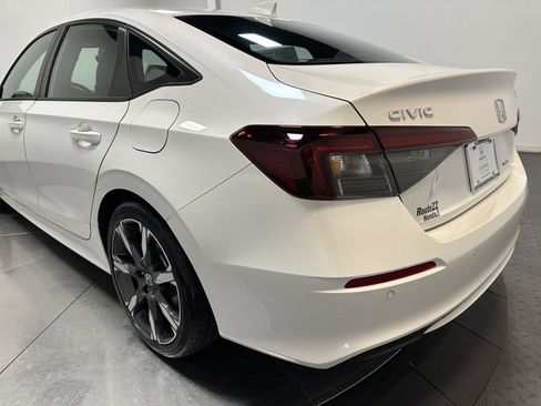 Used 2025 Honda Civic Sport Touring image 10