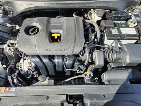 Used 2020 Kia Forte LXS image 17