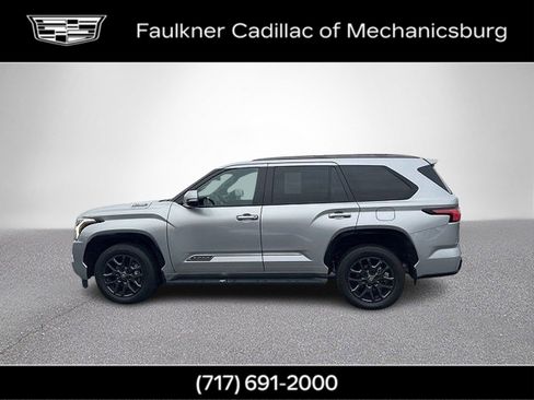 Used 2025 Toyota Sequoia Platinum image 9