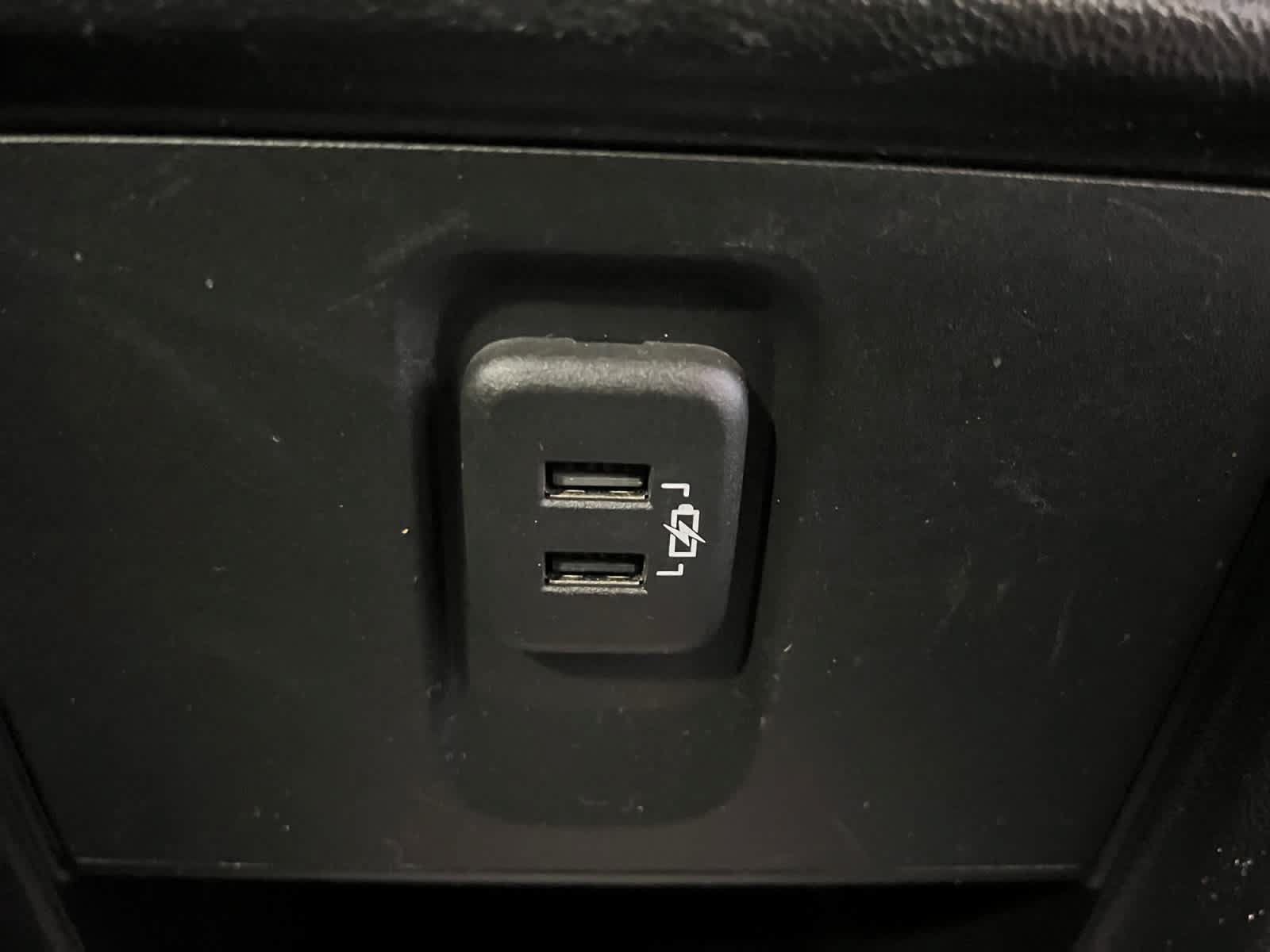 Used 2023 Chevrolet Traverse LT AWD/4WD image 15